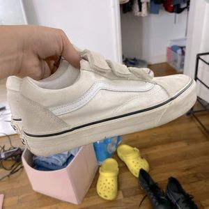 only worn couple times perfect condition!